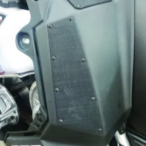2 Cool Side Knee Vents Polaris Axys
